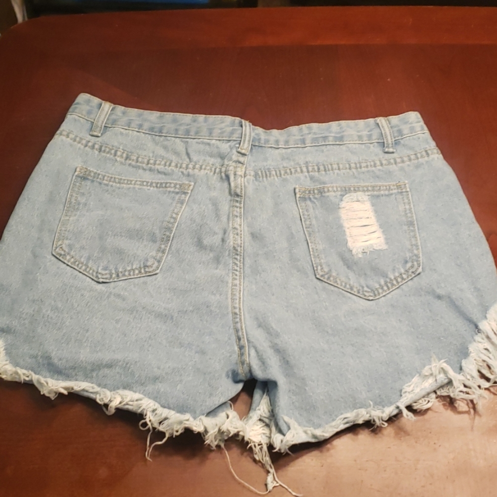 Shorts - Picture 2 of 2